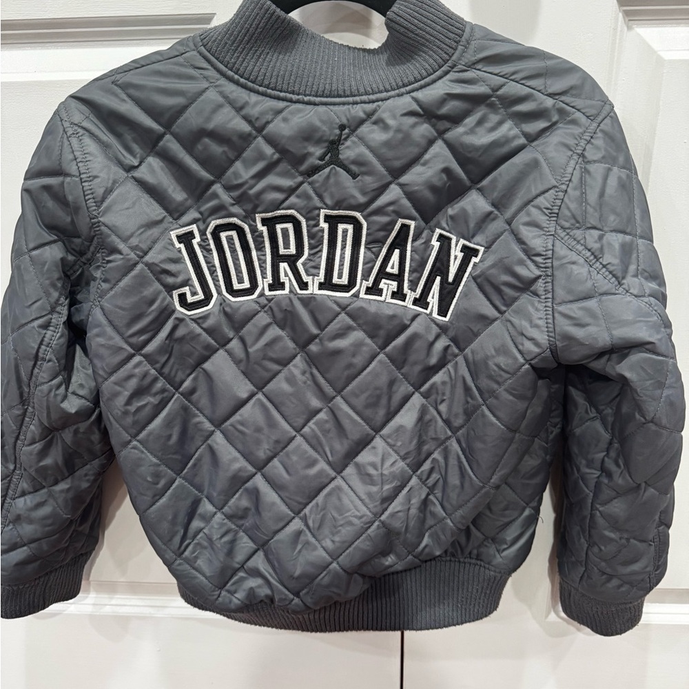 Jordan Kids Quilted Gray Jacket Size M